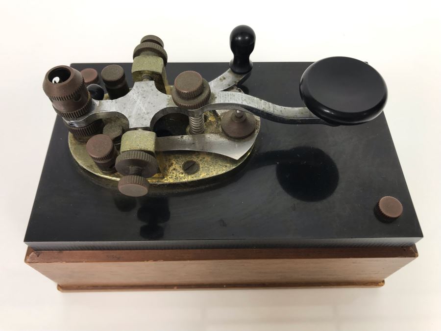 JUST ADDED - Reproduction Morse Code Telegraph Machine Japan 6W X 4D X 4H [Photo 6]