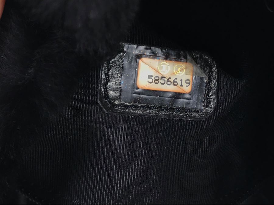 JUST ADDED - Vintage 1997-1999 Chanel Tortoise Shell Fur Handbag Made In Italy 9 X 10 SN 5856619 (MOE) [Photo 25]