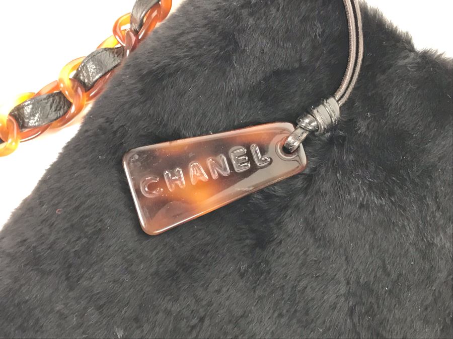 JUST ADDED - Vintage 1997-1999 Chanel Tortoise Shell Fur Handbag Made In Italy 9 X 10 SN 5856619 (MOE) [Photo 12]
