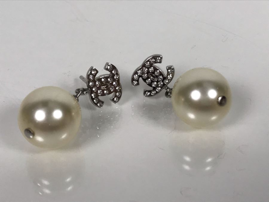 JUST ADDED - Chanel Crystal Pearl Drop Earrings B14 V Made In Italy (MOE) [Photo 6]