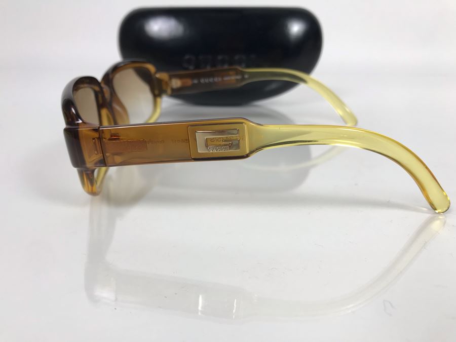 JUST ADDED - Women's GUCCI Eyeglasses Frames With GUCCI Case (Lenses Are Prescription) [Photo 6]