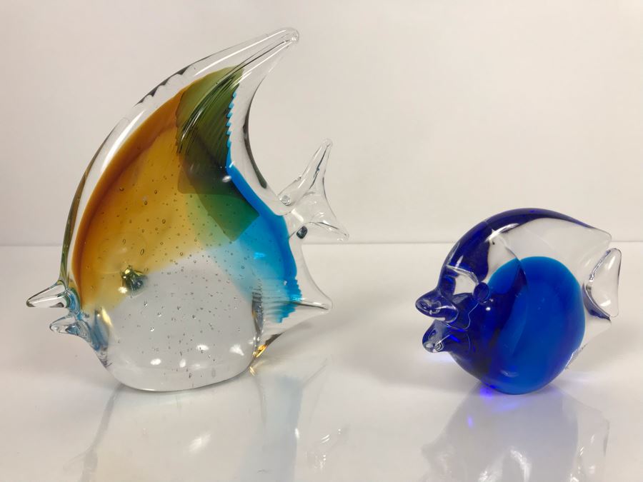 LAST MINUTE ADD - Pair Of Signed Art Glass Fish Figurines 6H And 3H [Photo 6]