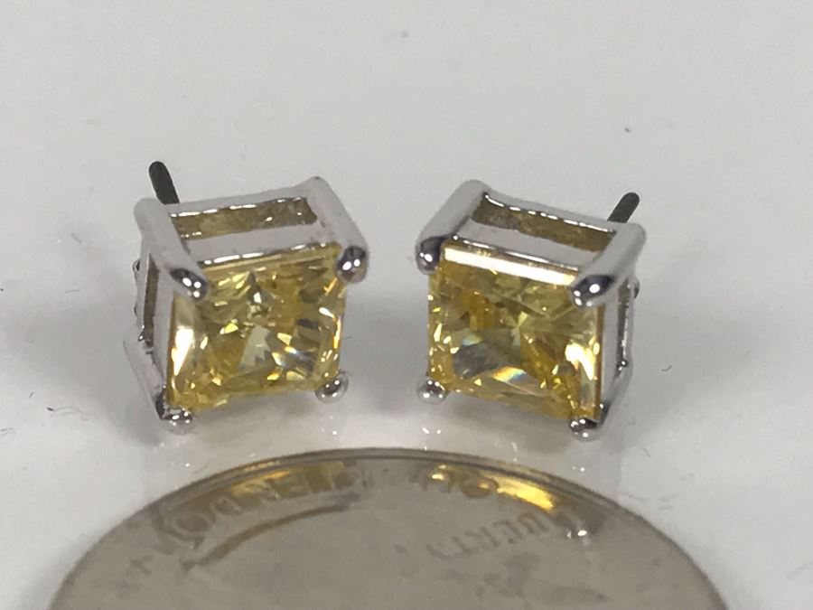 LAST MINUTE ADD - Sterling Silver CZ Earrings 3.1g [Photo 4]