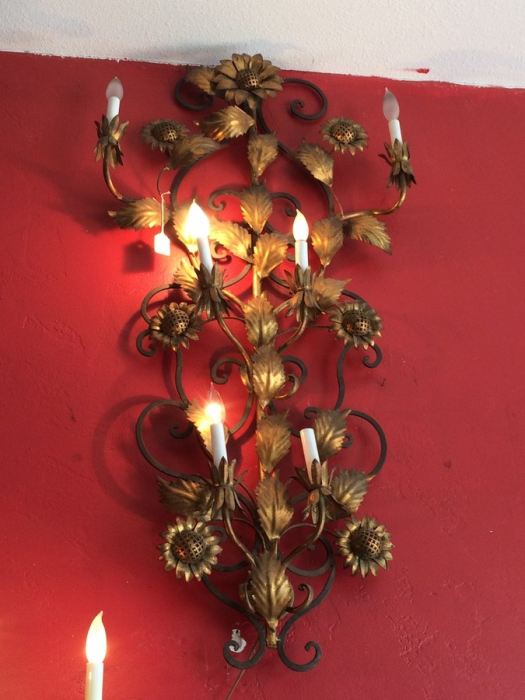 Large Gilded Wall Sconce [Photo 2]