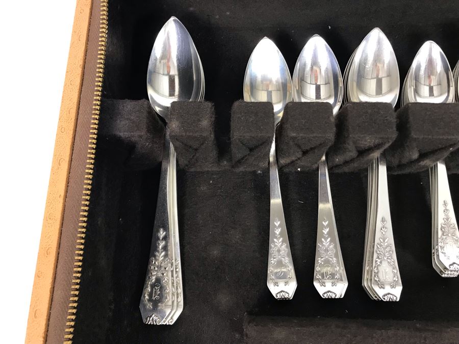 Antique Sterling Silver Flatware Set With Silverware Chest - Madam Jumel Pattern 1909 Patent By Whiting Manufacturing Co (Sterling Weight: 1,694g, Silver Value: $1,338) (Total Replacement Retail Value: $2,686) - See Listing For Details [Photo 4]