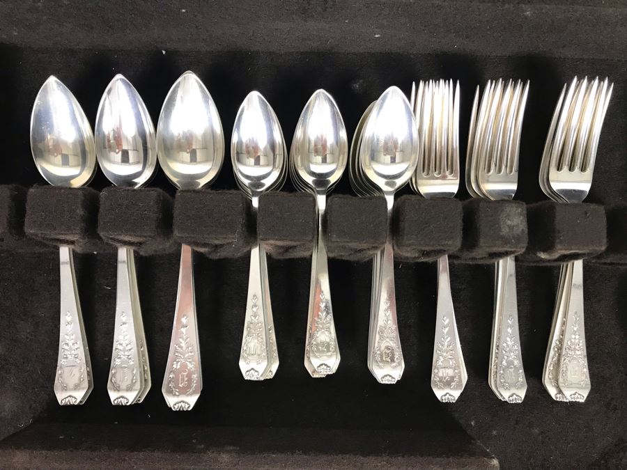 Antique Sterling Silver Flatware Set With Silverware Chest - Madam Jumel Pattern 1909 Patent By Whiting Manufacturing Co (Sterling Weight: 1,694g, Silver Value: $1,338) (Total Replacement Retail Value: $2,686) - See Listing For Details [Photo 3]