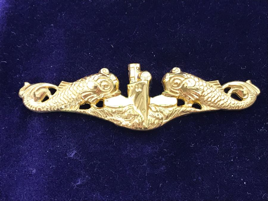 USN Captain Joseph J. Meyer Jr. USN Medals Presented For 32 Years Of Devoted Navy Service Displayed In Wooden Shadowbox Case With Sliding Glass Top 21 X 19 [Photo 46]