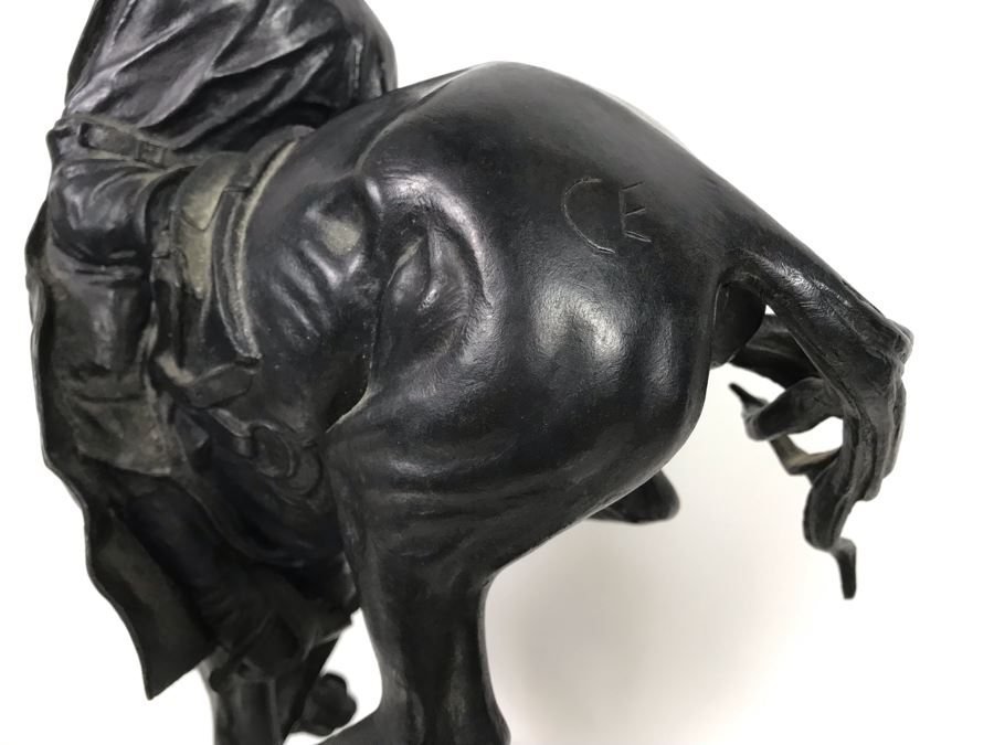 Limited Edition Frederic Remington 'The Outlaw' Bronze Museum Collection Inc 1979 C. Golding 590 Of 1,000 12W X 7D X 18H (USNE) [Photo 21]