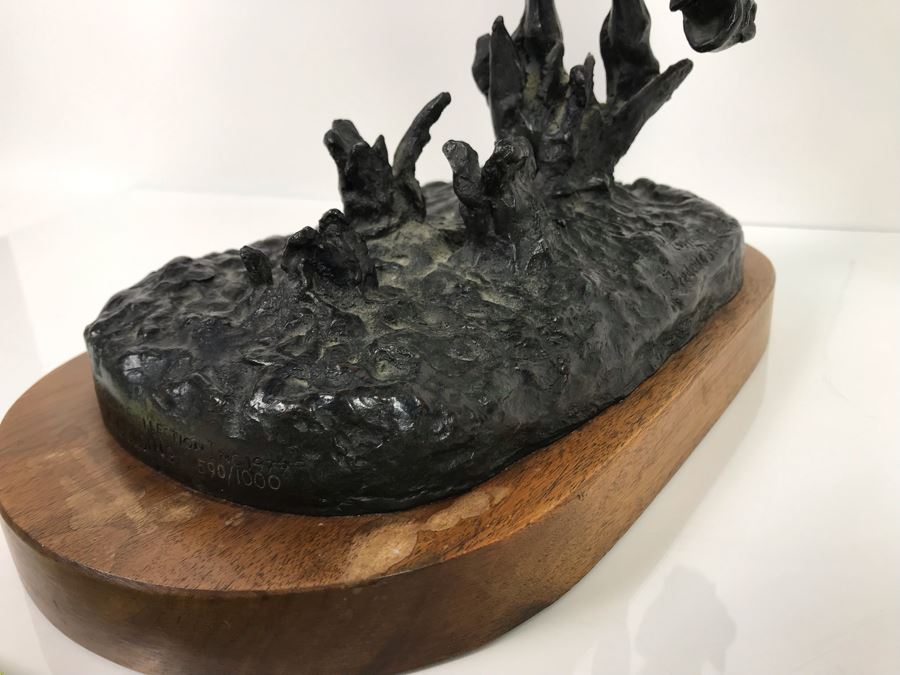 Limited Edition Frederic Remington 'The Outlaw' Bronze Museum Collection Inc 1979 C. Golding 590 Of 1,000 12W X 7D X 18H (USNE) [Photo 32]