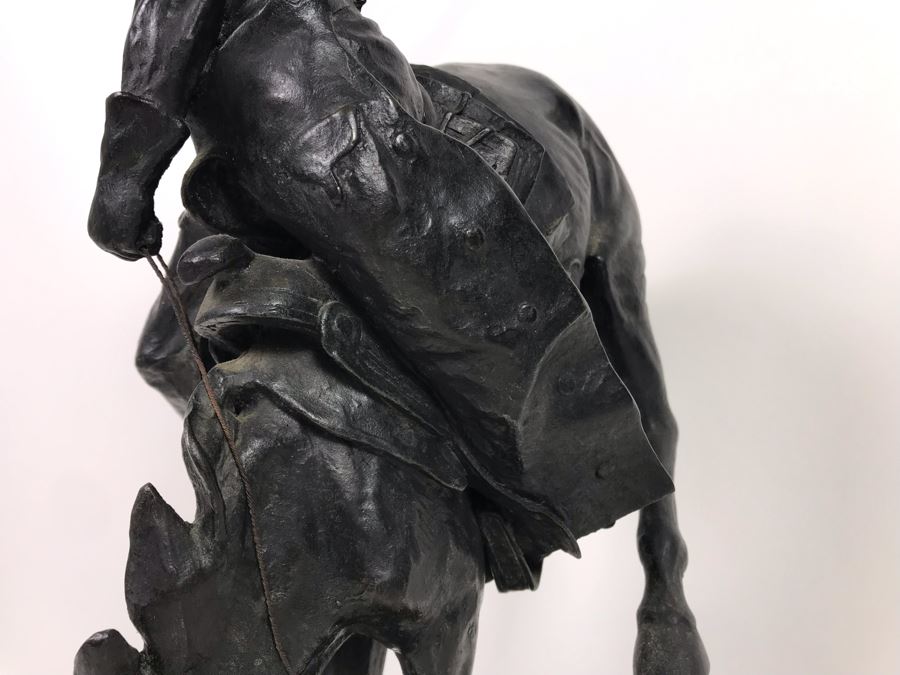 Limited Edition Frederic Remington 'The Outlaw' Bronze Museum Collection Inc 1979 C. Golding 590 Of 1,000 12W X 7D X 18H (USNE) [Photo 17]