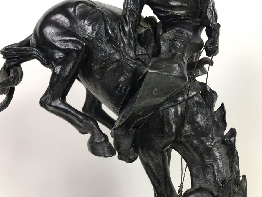 Limited Edition Frederic Remington 'The Outlaw' Bronze Museum Collection Inc 1979 C. Golding 590 Of 1,000 12W X 7D X 18H (USNE) [Photo 5]