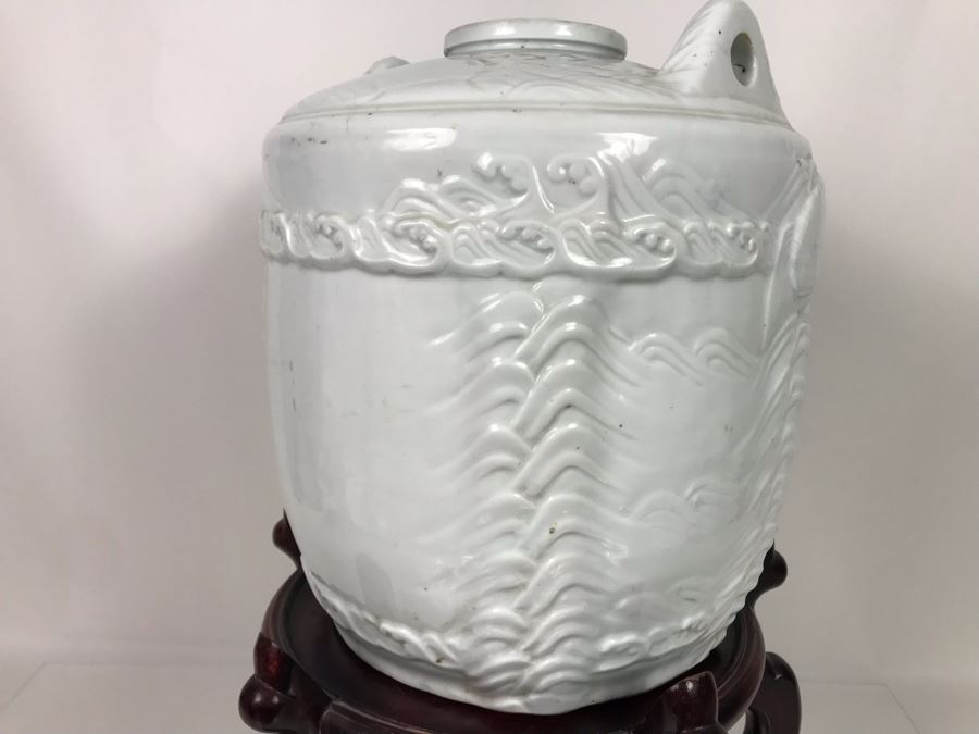 Rare Large Vintage Japanese Hand Painted Porcelain Sake Barrel Container Dispenser Jug 14W X 14H With Wooden Stand 11H X 13W (USNE) [Photo 21]