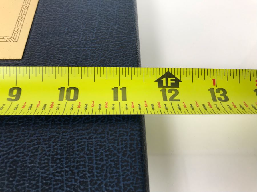 Signed Book: Norman Rockwell World War II: Impressions From The Home Front Signed By Susan E. Meyer And Robert F. McDermott 11.5 X 16 (USNE) [Photo 19]