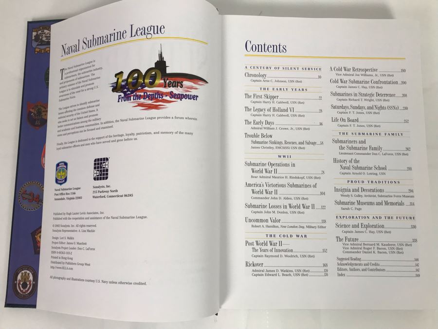 Large Coffee Table Book: United States Submarines By Naval Submarine League With Metal Plaque On Front Cover 10.5 X 14.5 (USNE) [Photo 10]