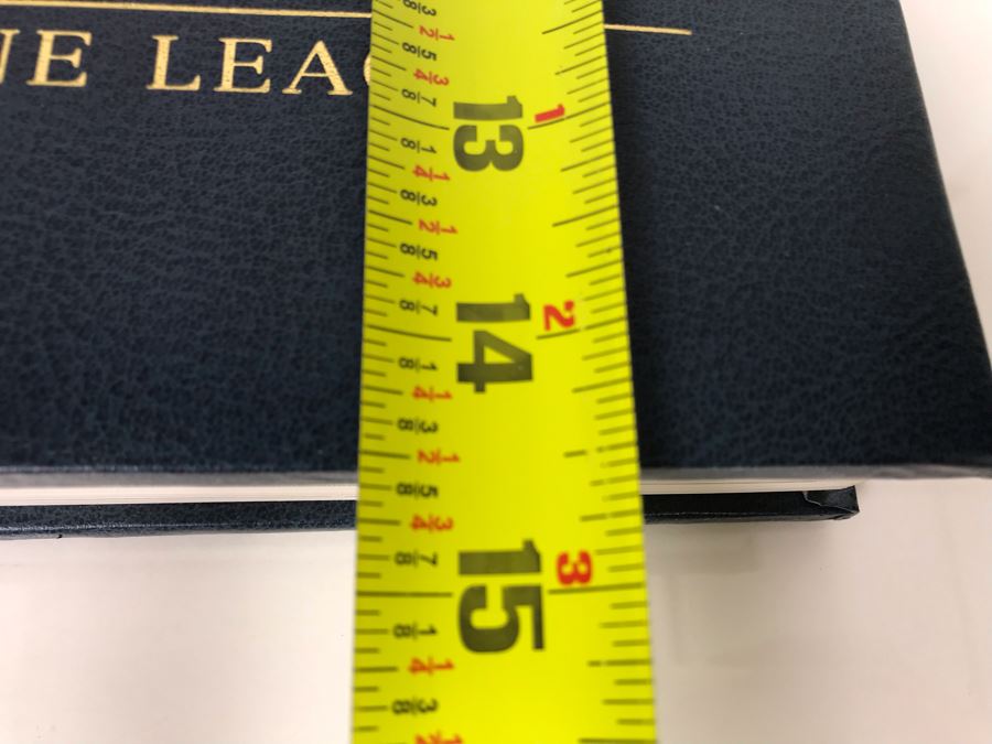 Large Coffee Table Book: United States Submarines By Naval Submarine League With Metal Plaque On Front Cover 10.5 X 14.5 (USNE) [Photo 27]