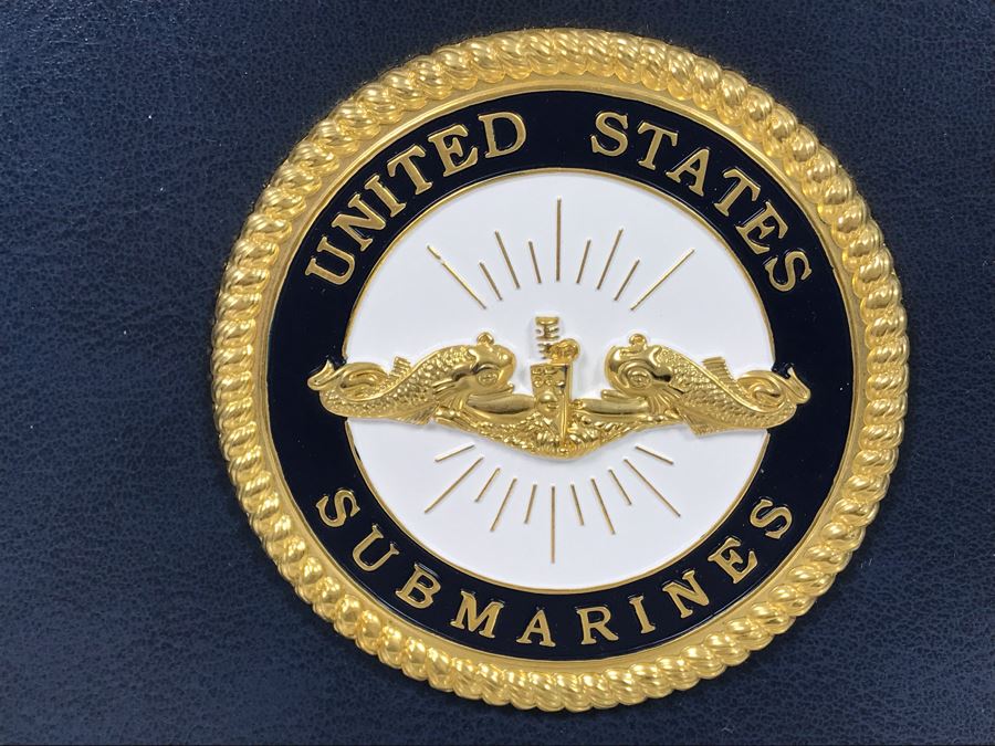 Large Coffee Table Book: United States Submarines By Naval Submarine League With Metal Plaque On Front Cover 10.5 X 14.5 (USNE) [Photo 2]
