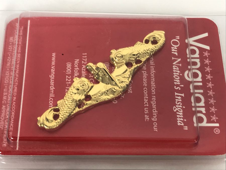 USN Captain Joseph J. Meyer Jr. United States Navy Submarine Pins [Photo 11]