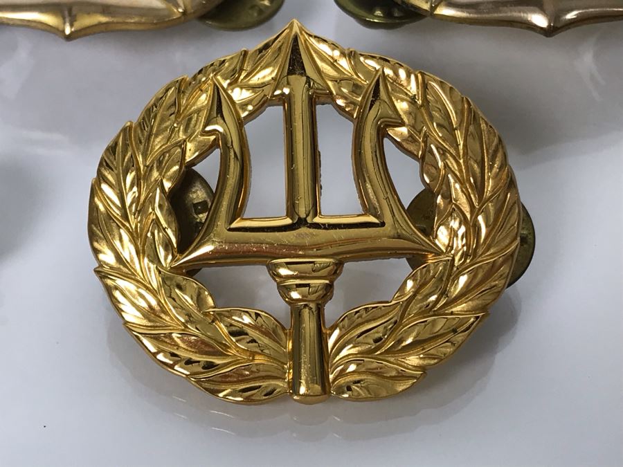 USN Captain Joseph J. Meyer Jr. United States Navy Submarine Pins [Photo 5]