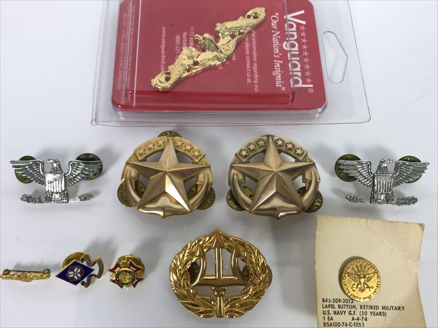 USN Captain Joseph J. Meyer Jr. United States Navy Submarine Pins [Photo 2]