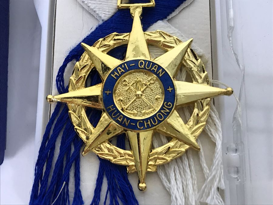 USN Captain Joseph J. Meyer Jr. United States Navy Submarine Vietnam Asiatic - Pacific Theatre Campaign Medals [Photo 3]