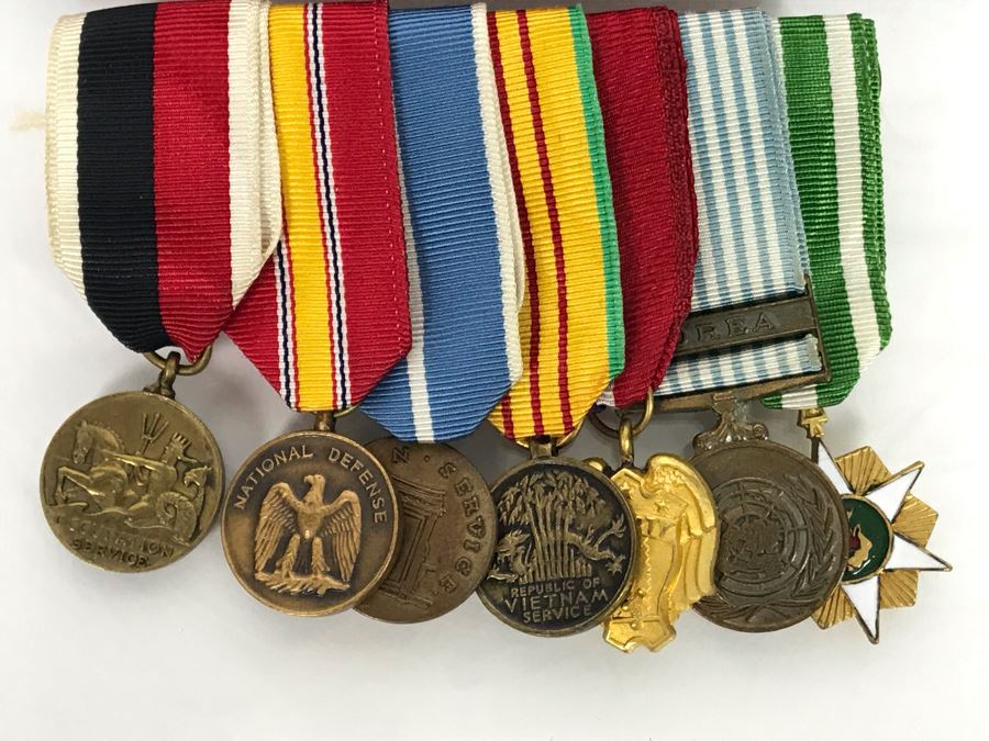 USN Captain Joseph J. Meyer Jr. United States Navy Submarine Medals And Ribbons [Photo 5]