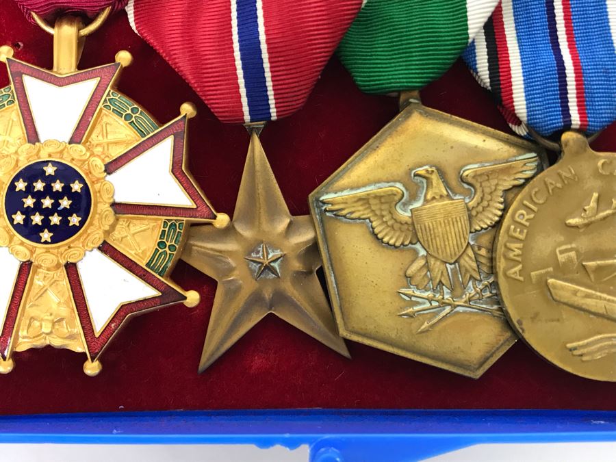 USN Captain Joseph J. Meyer Jr. United States Navy Submarine Medals [Photo 5]