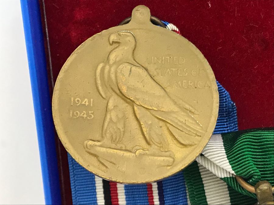 USN Captain Joseph J. Meyer Jr. United States Navy Submarine Medals [Photo 13]