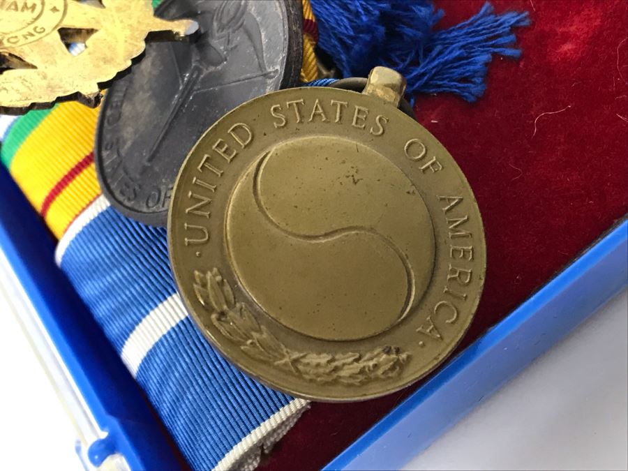 USN Captain Joseph J. Meyer Jr. United States Navy Submarine Medals [Photo 8]