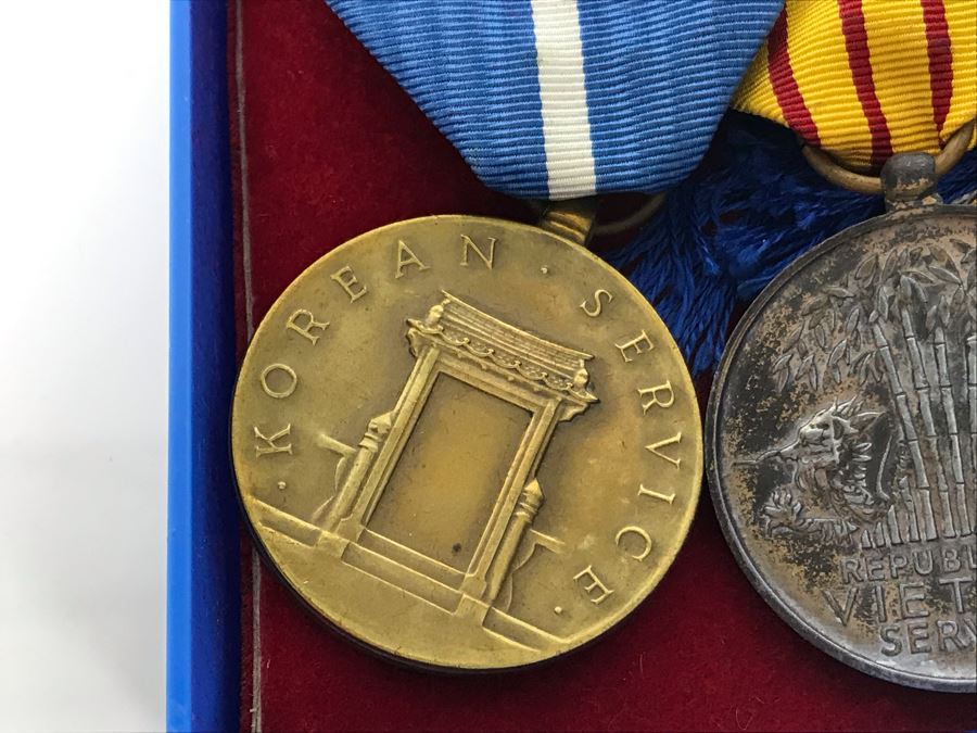 USN Captain Joseph J. Meyer Jr. United States Navy Submarine Medals [Photo 3]