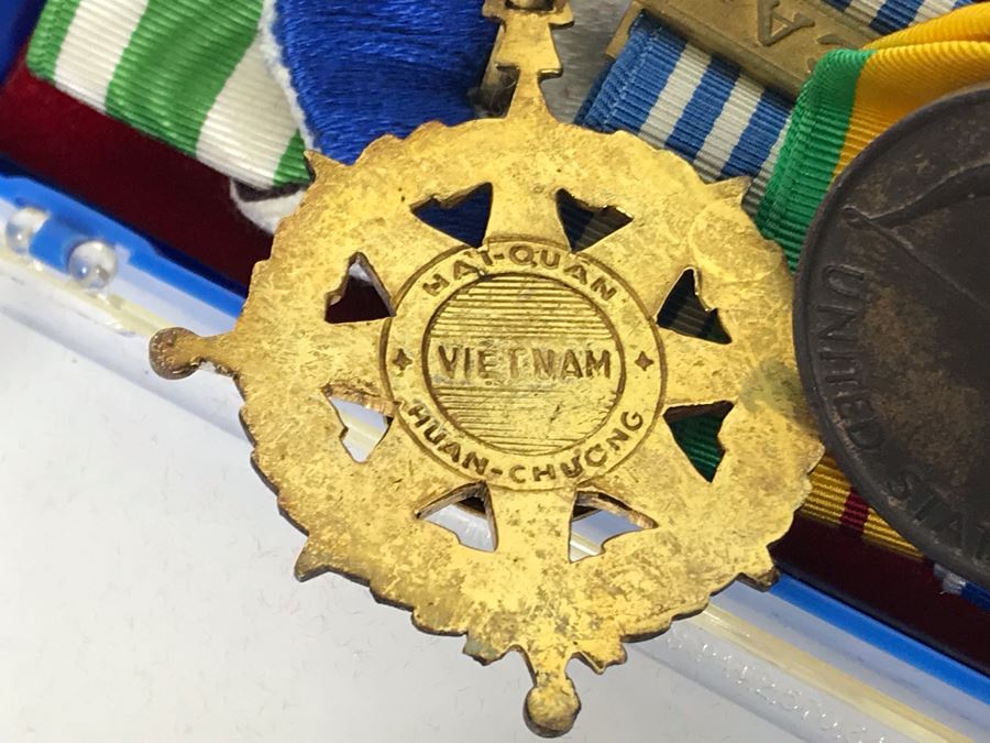 USN Captain Joseph J. Meyer Jr. United States Navy Submarine Medals [Photo 11]