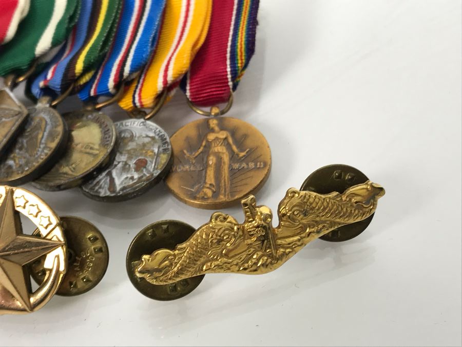 USN Captain Joseph J. Meyer Jr. United States Navy Submarine Medals And Pins [Photo 5]