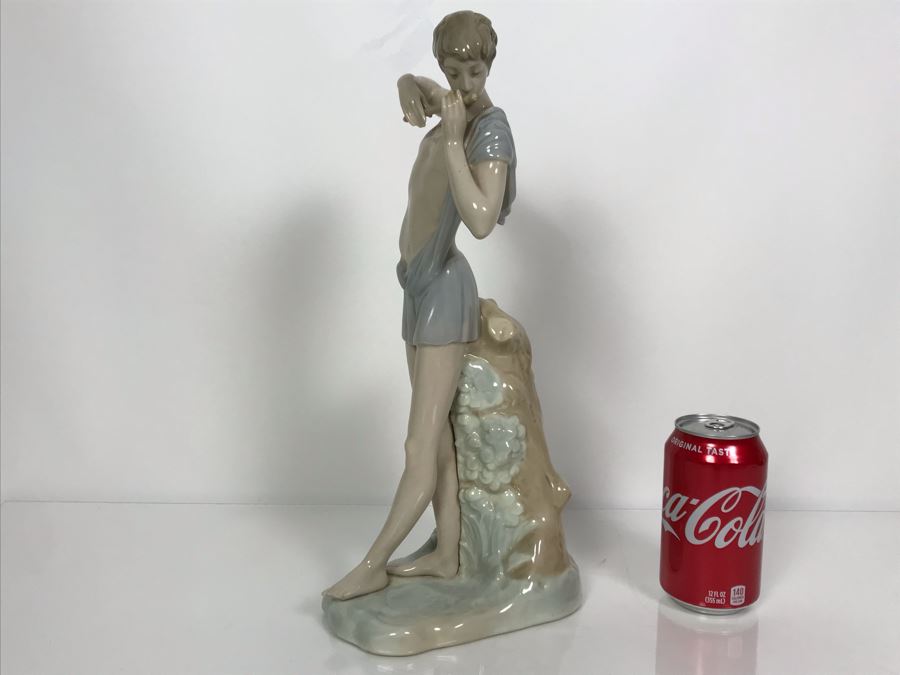 NAO Tall Porcelain Figurine Of Man / Boy Playing Flute Made In Spain 15'H [Photo 3]