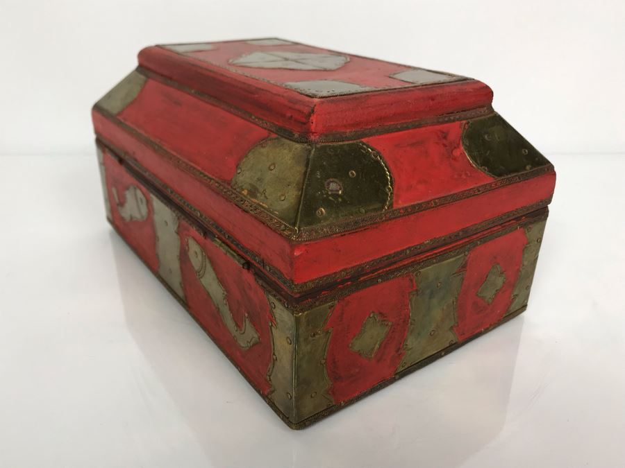 Vintage Red Wooden Box With Brass Decorations Made In India 9W X 6D X 5H (JKE) [Photo 4]