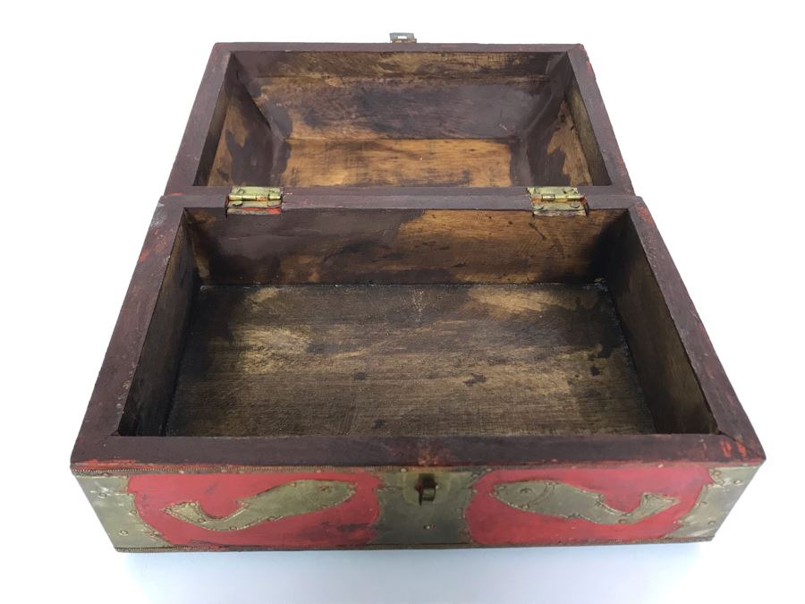 Vintage Red Wooden Box With Brass Decorations Made In India 9W X 6D X 5H (JKE) [Photo 6]
