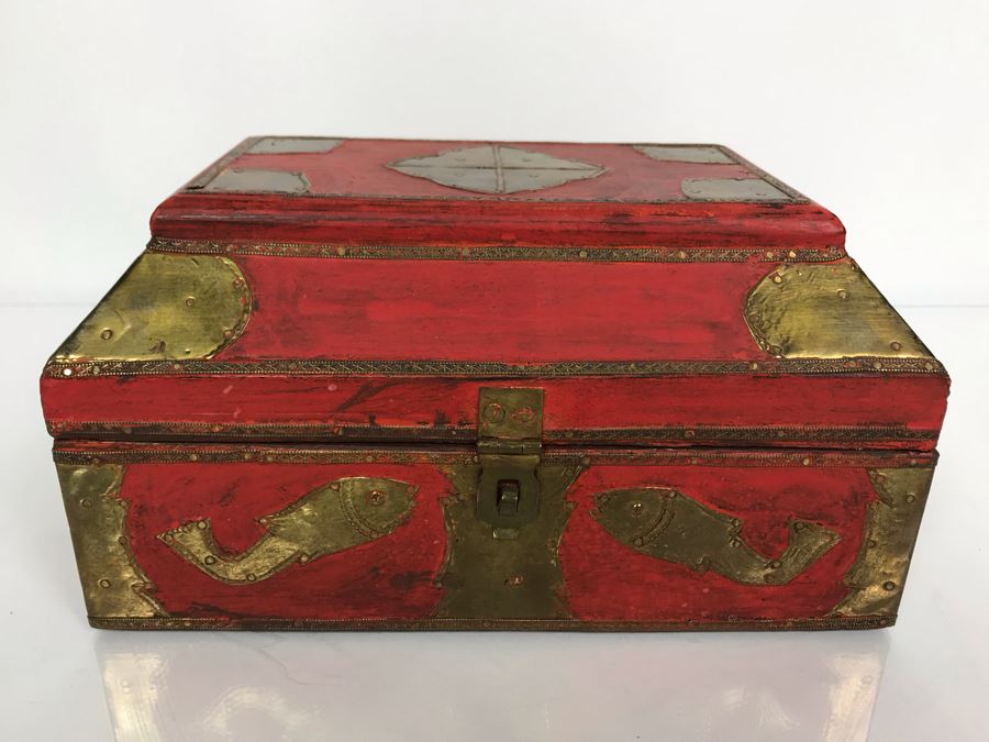 Vintage Red Wooden Box With Brass Decorations Made In India 9W X 6D X 5H (JKE) [Photo 3]