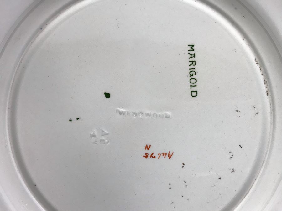 Vintage Wedgwood Marigold Plate 10.25R (JKE) [Photo 6]