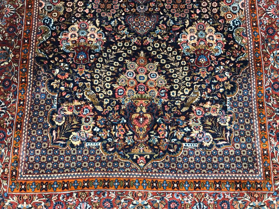 Impressive Wool And Silk Blend Persian Area Rug With Detailed Designs Over 300Knots/Sq In - 4'7' X 8' (OHE) [Photo 4]
