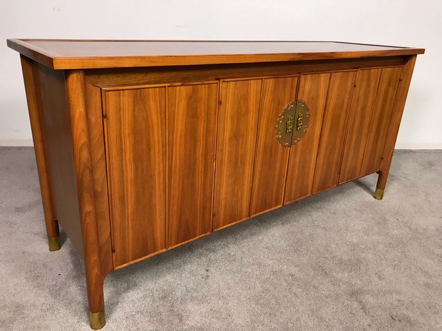 Stunning Mid-Century Chinoiserie Solid Teak Heritage Furniture Credenza Buffet Sideboard Cabinet 62W X 20D X 30H (OHE) [Photo 14]