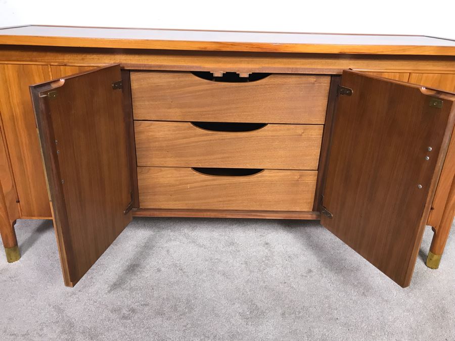 Stunning Mid-Century Chinoiserie Solid Teak Heritage Furniture Credenza Buffet Sideboard Cabinet 62W X 20D X 30H (OHE) [Photo 9]