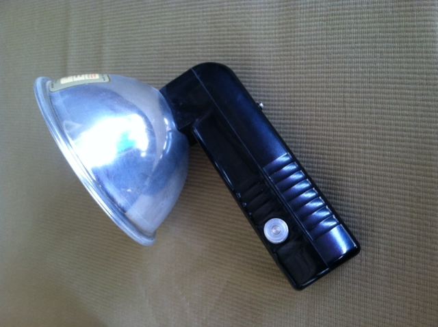 Kodak Brownie Hawkeye Camera with Flash [Photo 3]