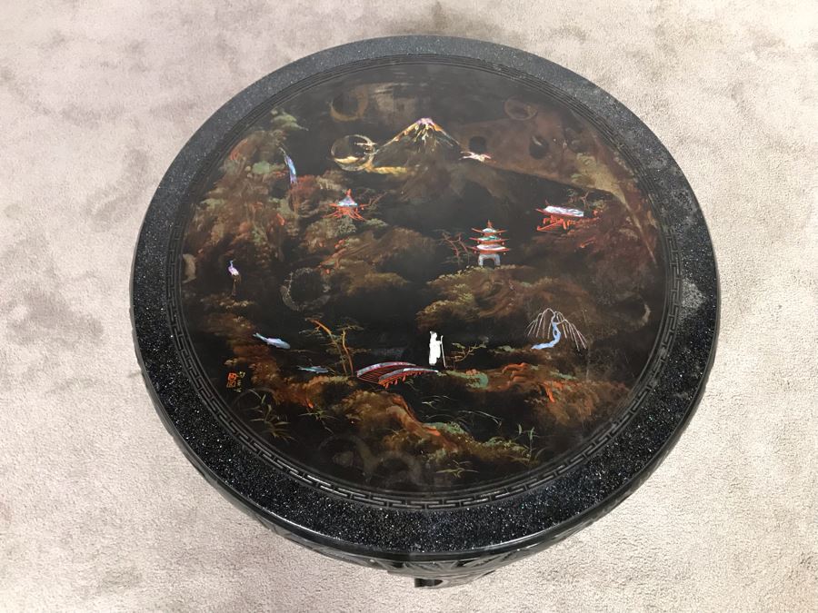 Signed Japanese Black Lacquer Round Table Painting With Mother Of Pearl Inlay Design 30R X 15.5H (OHE) [Photo 2]