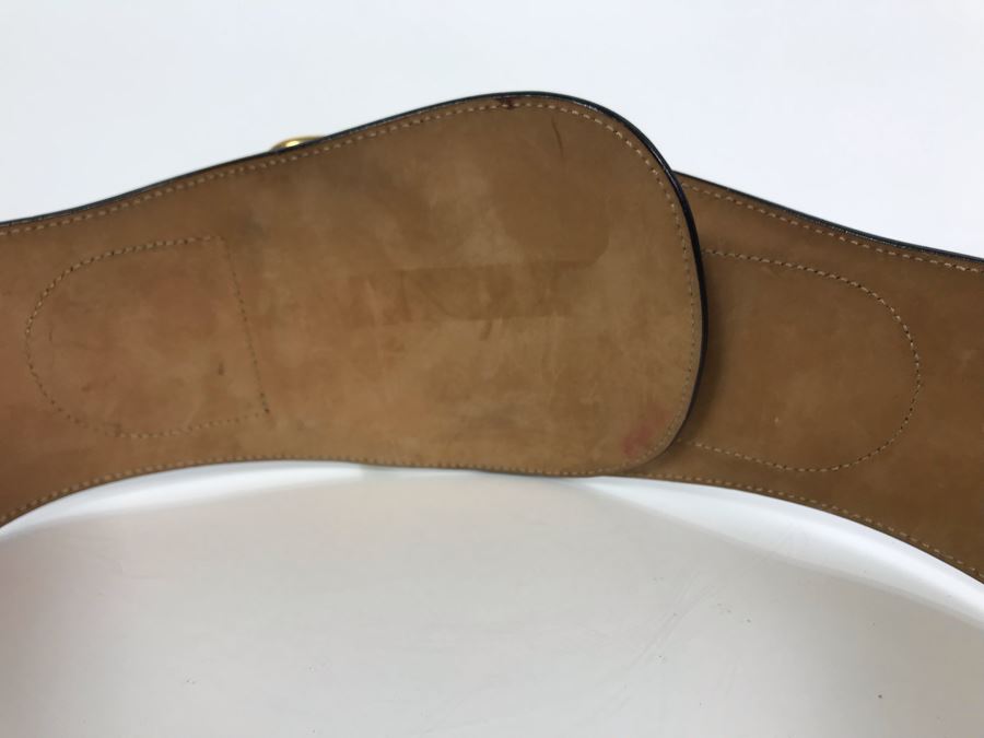 GUCCI Leather Belt Made In Italy Size 32 (Elastic Band In Back Of Belt Is Worn) [Photo 10]