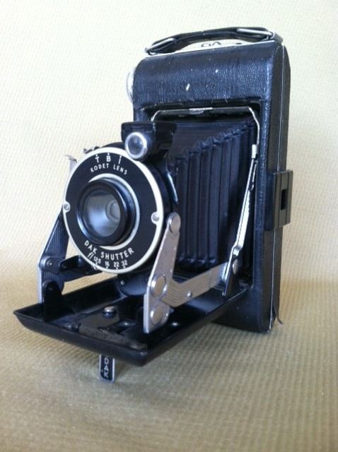 Kodak Vigilant Junior Six-20 [Photo 2]