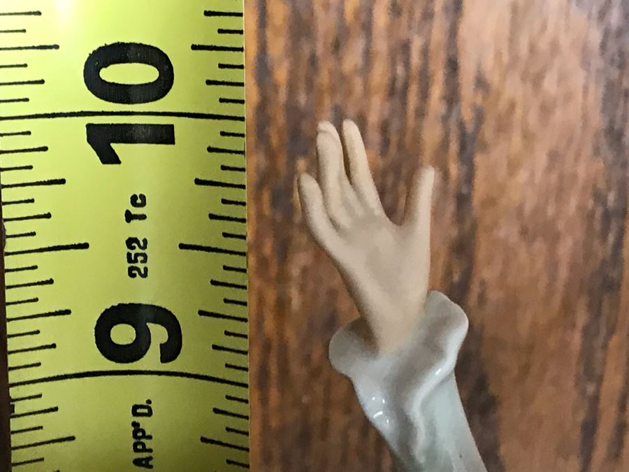 JUST ADDED - Wallendorf Figure Skater Porcelain Ice Skater Figurine Made In Germany 10H (OFS) [Photo 10]