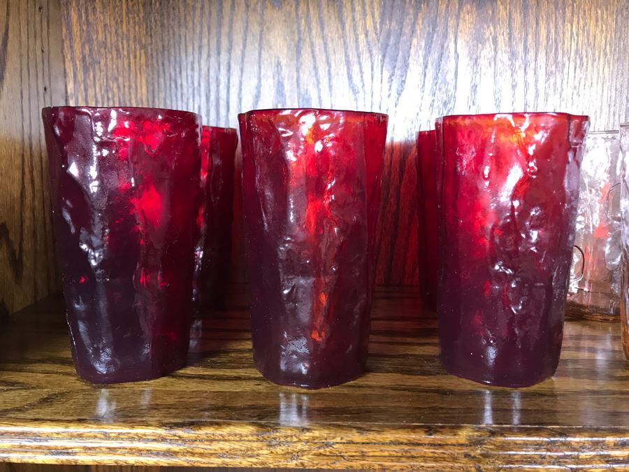 JUST ADDED - (12) Vintage Mid-Century Glasses (6 Pink Glasses, 6 Red Glasses) 5.5H [Photo 7]