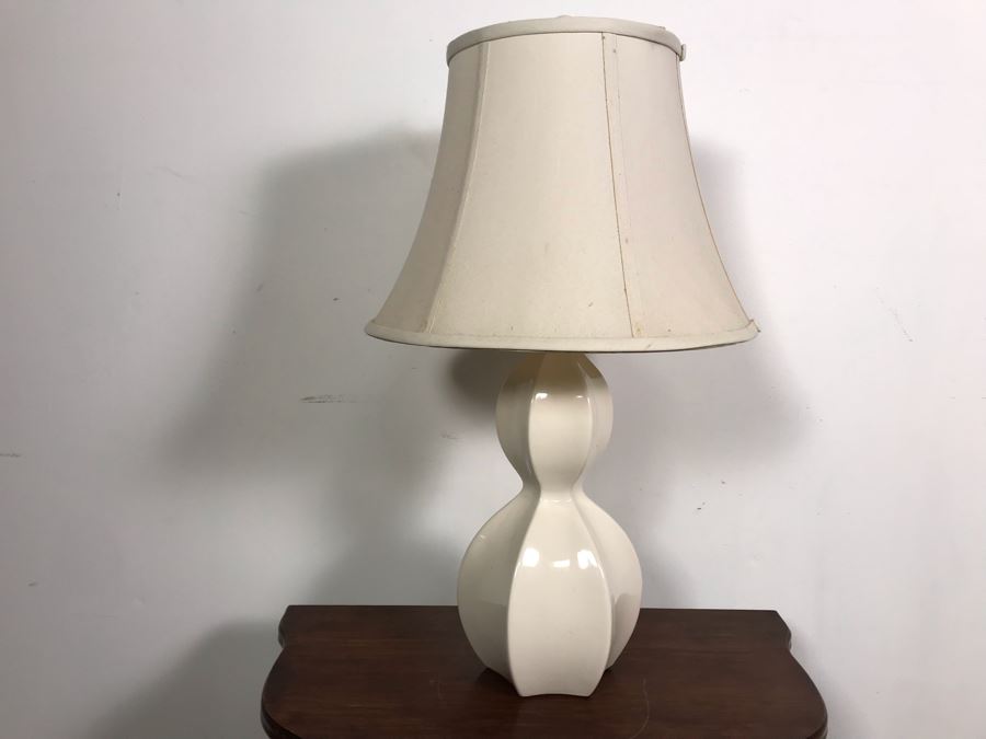 White Modern Table Lamp 26H [Photo 1]