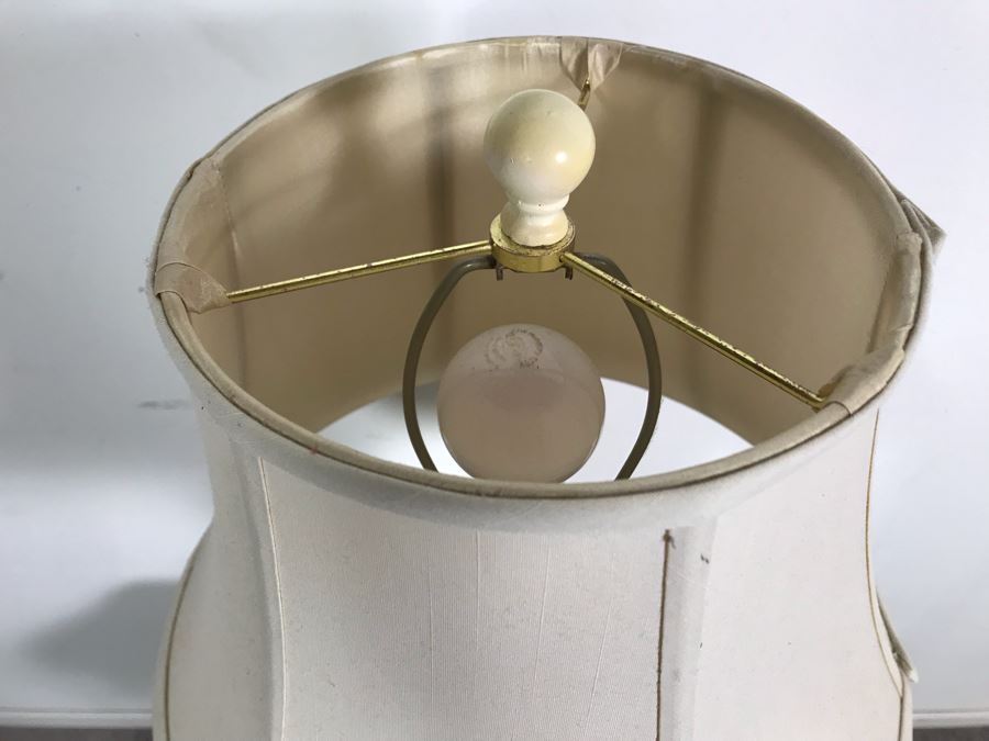 White Modern Table Lamp 26H [Photo 4]