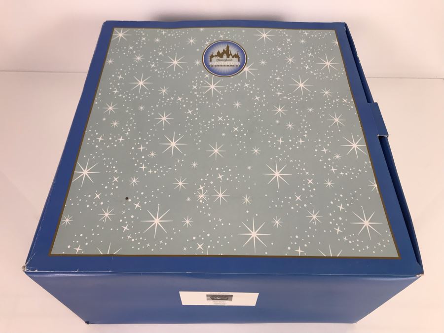 Disneyland Main Street, USA Collection: King Triton's Garden And Snow White Grotto Robert Olszewski Disney Theme Park Attraction Miniature Model With Box And Certificate Of Authenticity DL0016 13W X 12D X 4.75H (Estimate $600-$1,500) [Photo 27]