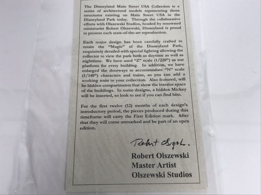 HAND SIGNED By Robert Olszewski Disneyland Main Street, USA Collection: First Edition Main Street Electrical Parade (Set #2) By Robert Olszewski Disney Theme Park Attraction Miniature Model With Box And COA 10.5W X 2.75D DL0602 (Estimate $300-$700) [Photo 12]