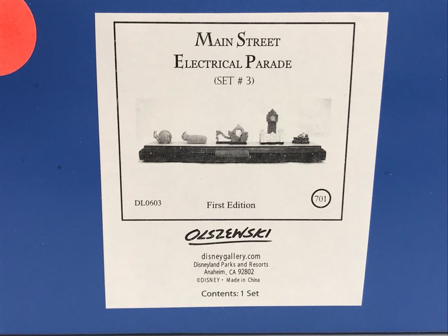 HAND SIGNED By Robert Olszewski Disneyland Main Street, USA Collection: First Edition Main Street Electrical Parade (Set #3) By Robert Olszewski Disney Theme Park Attraction Miniature Model With Box And COA 12W X 2.75D X 3H DL0603 (Estimate $300-$700) [Photo 14]